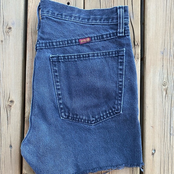 RUSTLER Distressed Black Denim Cutoff Shorts - Picture 4 of 5